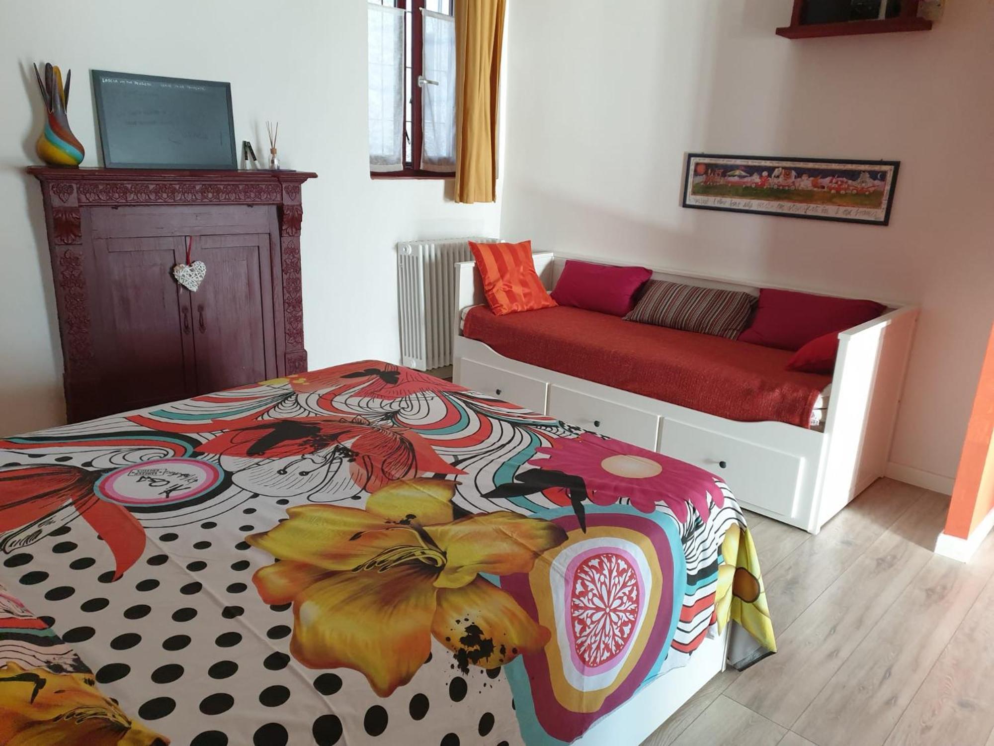 Bed and Breakfast Le Tre Arti à Gavirate Extérieur photo
