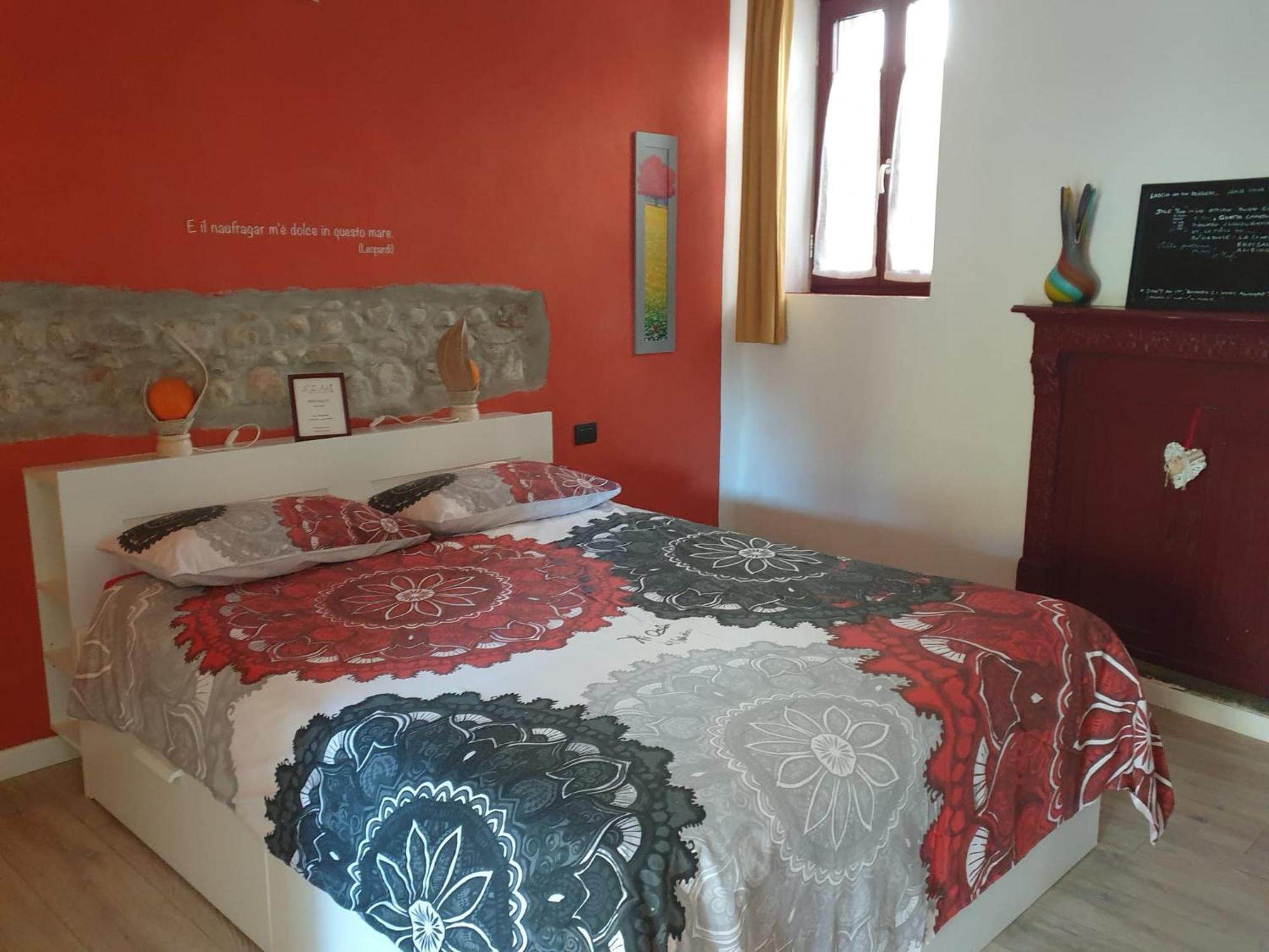 Bed and Breakfast Le Tre Arti à Gavirate Extérieur photo